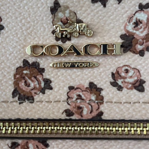 TODAY ONLY!!! Coach Mini Rowan Light Pink and Roses Crossbody Bag - Picture 4 of 10
